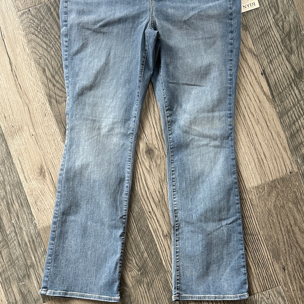 NYDJ NWT Barbara Bootcut denim‎ blue Jeans women’s size 14 - Picture 3 of 13